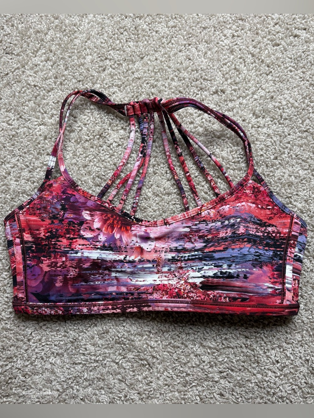 Lululemon Lighten Up Bra